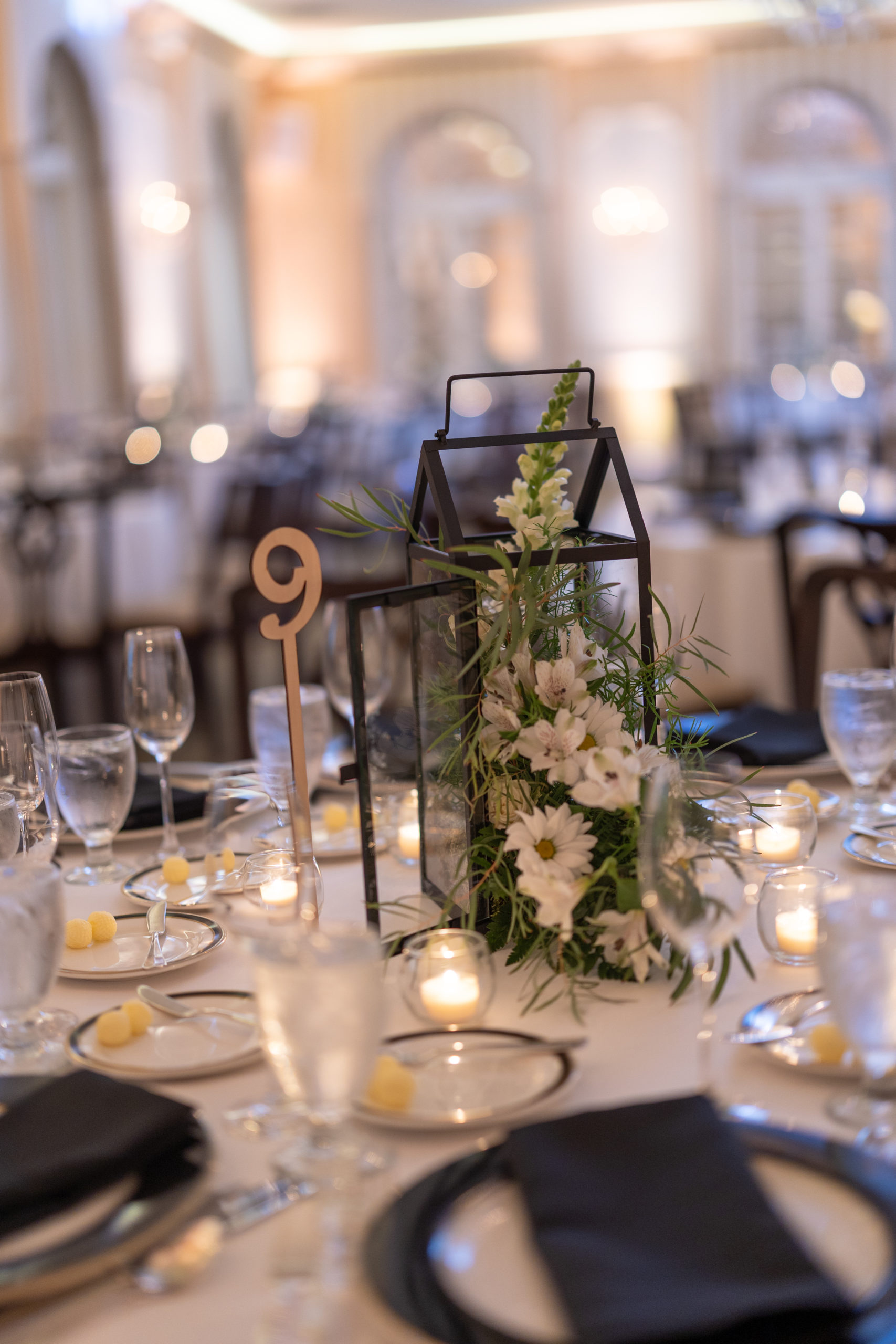 classic wedding reception at the Westmoreland Club in Wilkes-Barre, PA